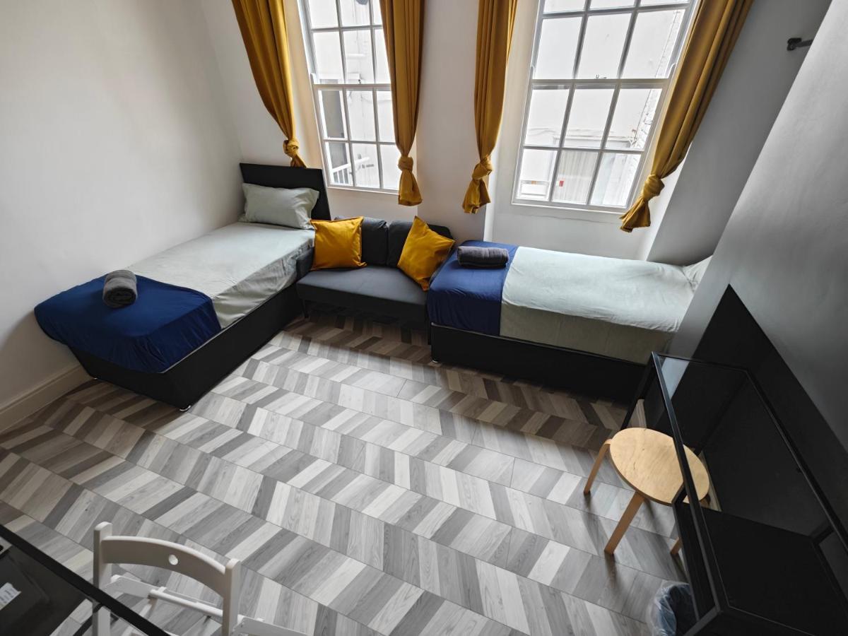 2 Bedroom 2 Bathroom Apartment In Old St - Shoreditch - Zone 1 London Eksteriør bilde