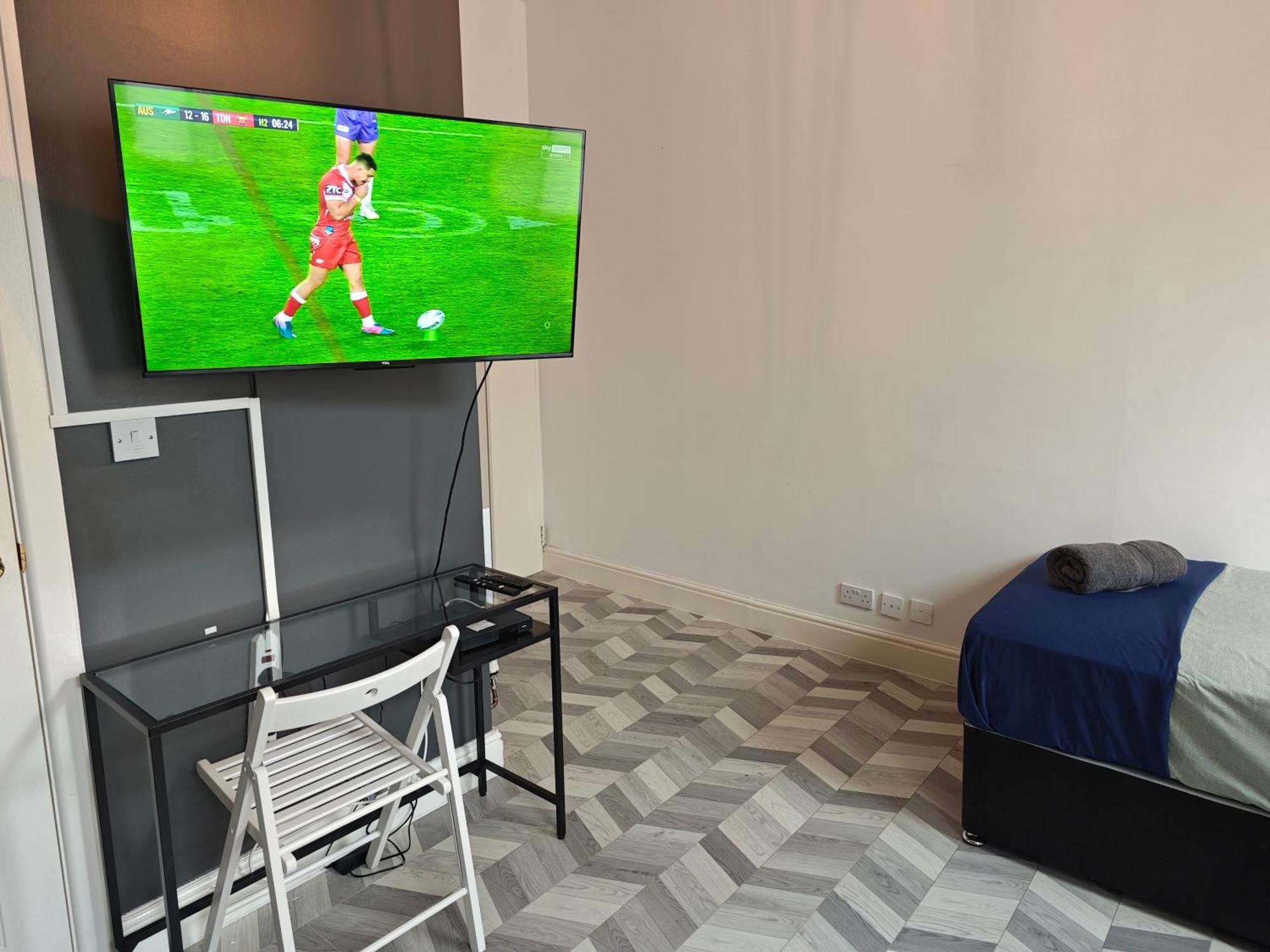 2 Bedroom 2 Bathroom Apartment In Old St - Shoreditch - Zone 1 London Eksteriør bilde